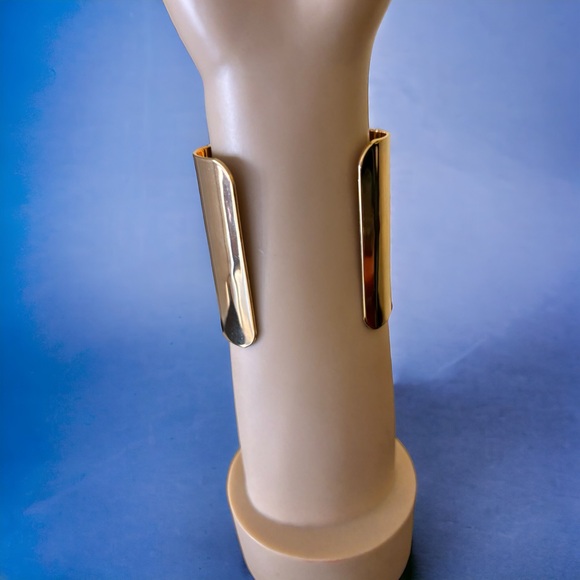 Louise Et Cie 4 in Wide Cuff with Pink and Clear Austrian Crystals! NO OFFERS - Picture 3 of 9